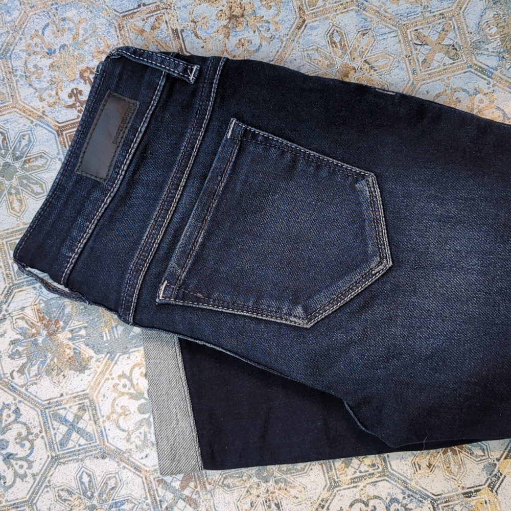 Jeans - Picture 3 of 3